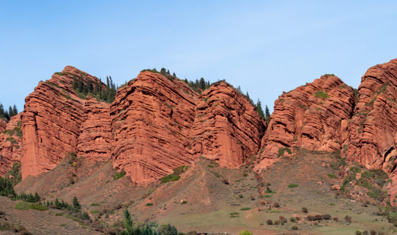 Jeti-Oguz "Seven Bulls" red rocks